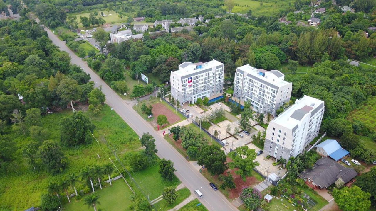 Courtyard Khaoyai Hotel นครราชสีมา ภายนอก รูปภาพ